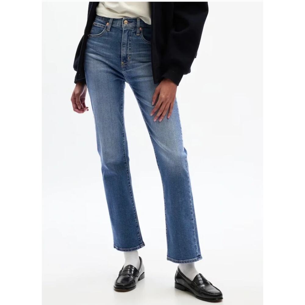 Gap High Rise Kick Fit Jeans Medium Wash Cropped Kick Flare Denim Size 31 / 12 R